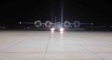 Gazzeli hasta ve yaralıları taşıyan ikinci uçak Türkiye'ye ulaştı