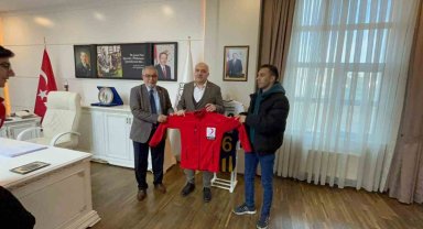 Genç Kızılay'dan Kızılcahamam Belediye Başkanı Acar'a ziyaret