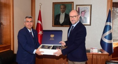 İletişim Başkanlığı Afyon Bölge Müdürü Ülgen'den Rektör Erdal'a ziyaret