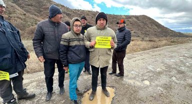 Kahramankazanlılar 35 mahalleyi Başkent'e bağlayan yolun onarılmasını istiyor