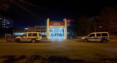 Kavgada bıçaklanan 2 kişi yaralandı