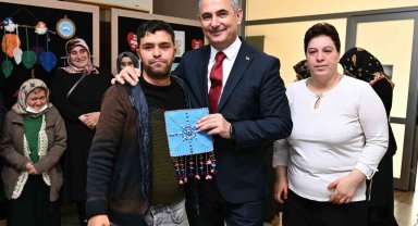 Mamak Belediyesi "Dünya Engelliler Günü" programı düzenledi