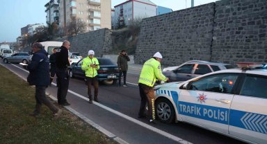 Nevşehir'de minibüs ile otomobil çarpıştı: 2 yaralı