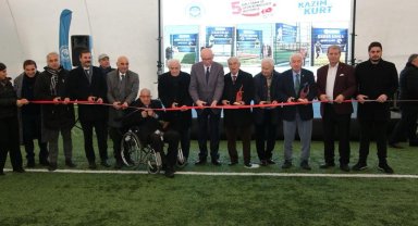 Odunpazarı Belediyesi'nden mahallere 5 yeni halı saha