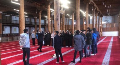 Öğrenciler ÇEDES ile Ulu Cami gezisi yaptılar