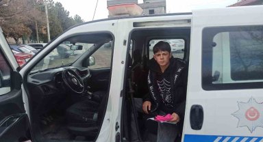 Sınava geç kalan öğrencinin imdadına polis yetişti