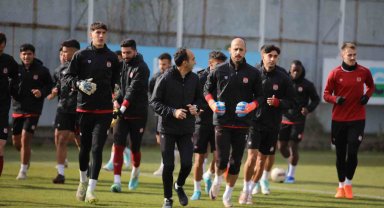 Sivasspor, ara vermeden kupa maçının hazırlıklarına başladı