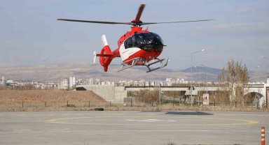Solunum sıkıntısı çeken bebek ambulans helikopterle Kayseri'ye nakledildi