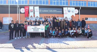 Tomarza'da 100. Yıl Atatürk Koşusu yapıldı
