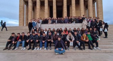 Tomarzalı öğrenciler Anıtkabir'i ziyaret etti