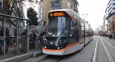 Tramvayların led ekranında 'Milletimizin başı sağ olsun' yazısı yer aldı
