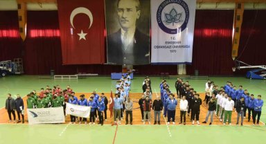 Ünıversıtelerarası futbol ve hentbol bölgesel lig müsabakaları ESOGÜ'de başladı