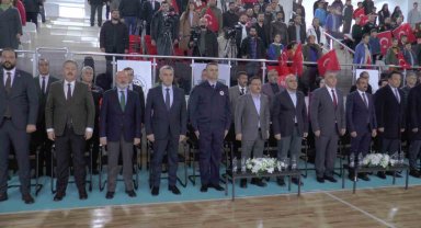 Vali Çiçek: "Hiçbir gencimizi yalnız, hiçbir çocuğumuzu kimsesiz bırakmayacağız"