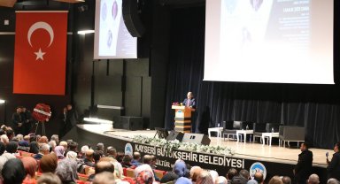 Valilik ve büyükşehir iş birliği ile Melik Mehmet Gazi'yi anma programı düzenlendi