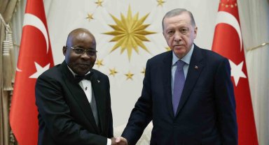 4 ülkenin büyükelçisinden Cumhurbaşkanı Erdoğan'a güven mektubu