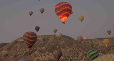 615 bin kişi Kapadokya'yı kuş bakışı izledi