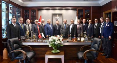 Ahbaplar'dan Tepebaşı Belediye Başkanı Ahmet Ataç'a ziyaret