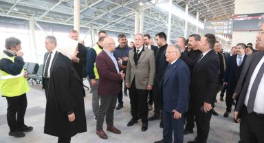 Akar, Büyükkılıç ve milletvekillerinden Havalimanı Yeni Terminal Binası'na inceleme