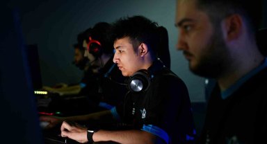 Ankara Büyükşehir Belediyesi'nden e-sporculara destek