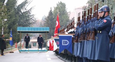 Bakan Güler, Kosova Savunma Bakanı Maqedonci ile bir araya geldi