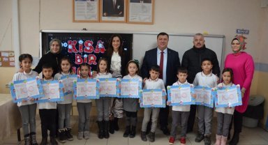 Başkan Alp karne töreninde öğrencilerle buluştu