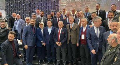 Başkan Büyükkılıç, Uluslararası İstanbul Mobilya Fuarı'nda Kayserili firmaların yanında