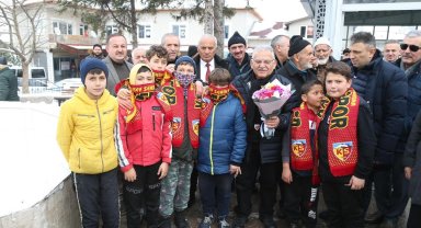 Büyükkılıç, Kıranardı'nda esnaf ve vatandaşlarla buluştu