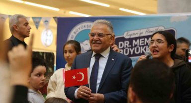 Büyükşehir'in Sömestr Tatil Şenliği'nde minikler çok eğlendi