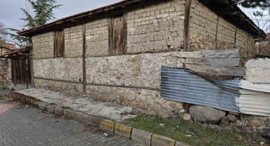 Çankırı Valiliği'nden metruk bina açıklaması: "Son bir ayda 13 metruk bina yıkıldı"