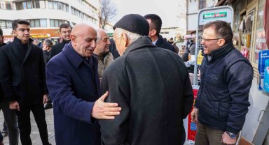 Cumhur ittifakının Ankara Büyükşehir Belediye Başkan Adayı Turgut Altınok, seçim çalışmalarına Hacı Bayram-ı Veli ziyareti ile başladı
