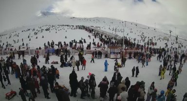 Erciyes hafta sonu 123 bin kişiyi ağırladı
