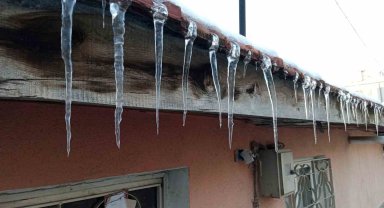 Eskişehir güne eksi 7,7 derece sıcaklıkla başladı