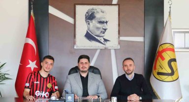 Eskişehirspor 2 yeni transferini duyurdu