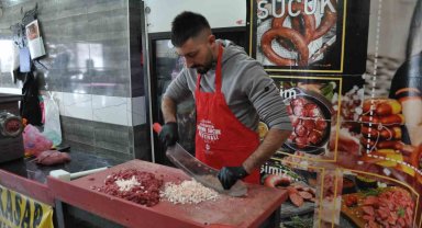Festival için coğrafi tescilli 8 ton dövme sucuk dağıtılacak