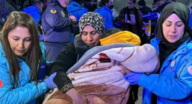 Gazze'den 85 hasta ve yaralı daha Türkiye'ye getirildi