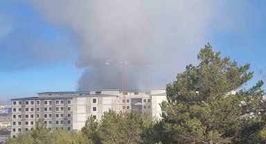 Hastane inşaatında yangın, 5 işçi kurtarıldı