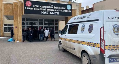 Hastanenin 12'nci katından atladı