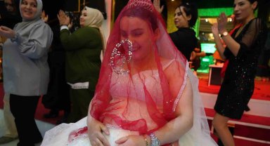 Hayali gerçek oldu: Beyaz gelinlik içinde mutlu bir gece yaşadı