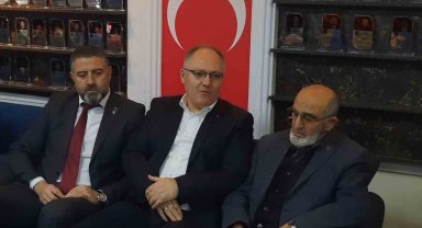 İlk ziyaretini şehit ailelerine yaptı