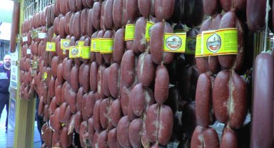 Kayak sezonu pastırmacılara yaradı
