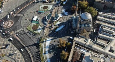 Kayseri'ye Ocak ayında da 'lapa lapa' kar yok