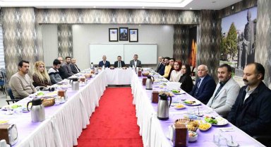 Kırşehirli Gazeteciler, deprem şehidi gazetecileri unutmadı