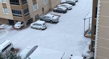 Kulu'da kar yağışı ilçeyi beyaza bürüdü