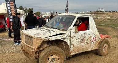 Niğde Safari Off-Road Kulübü Yarışmadan 3 kupa ile döndü