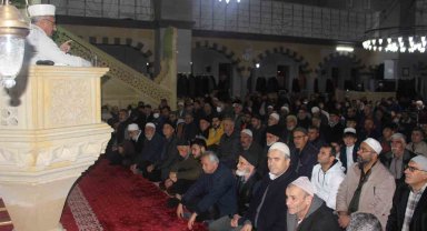 Regaib Kandili'nde vatandaşlar ibadete koştu