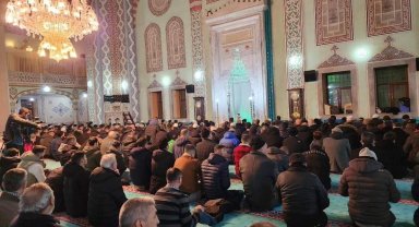Reşadiye Camii'nde Regaip Kandili coşkusu