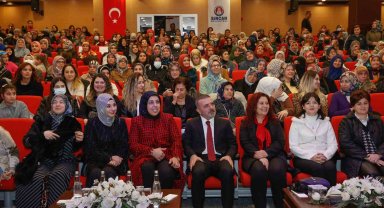 Sincan'da 'Kadın Kadına Aile Sohbetleri' düzenlendi