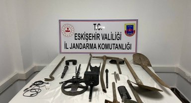 Sit alanında kaçak kazı yapan 6 şüpheliden 4'ü tutuklandı