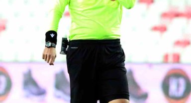 Sivasspor - Beşiktaş maçının VAR'ı Serkan Tokat oldu