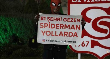 Süper kahraman Sivas'ın ayazına yenildi